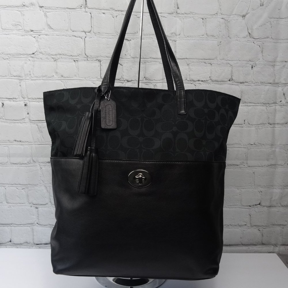 COACH Legacy Signature Turn-Lock Tote | Black